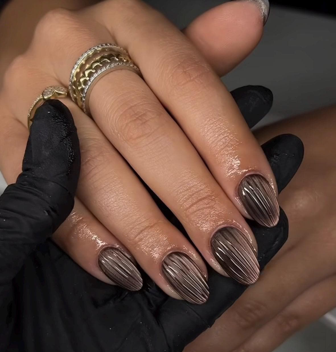Mocha Ribbed Glass Catye Handmade Press on Nails