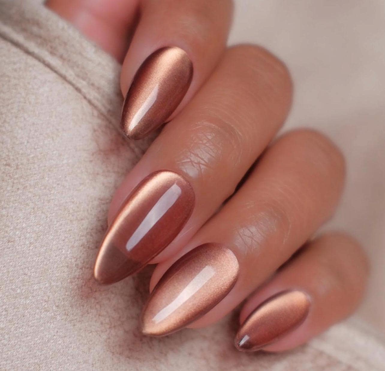 Cashmere Glow Cateye | Handmade Press on Nails