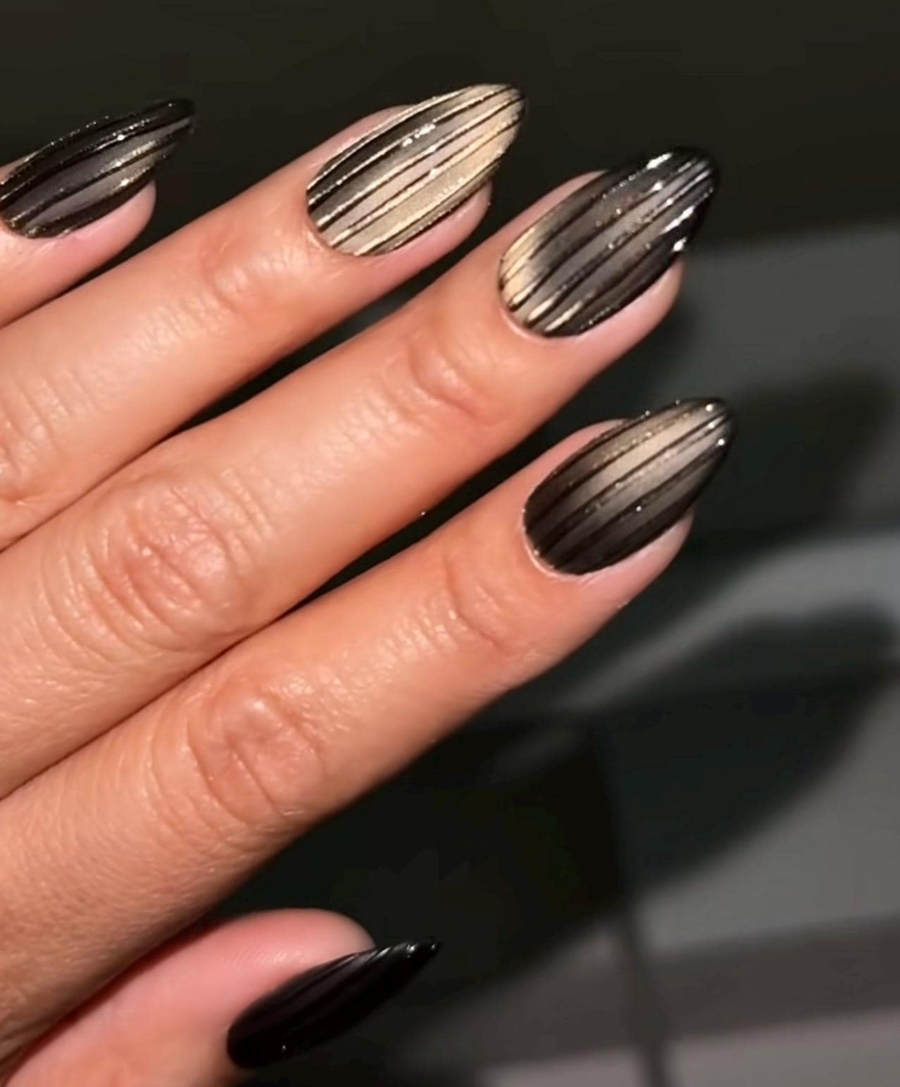 Ribbed Glass Cateye | Handmade Press on Nails